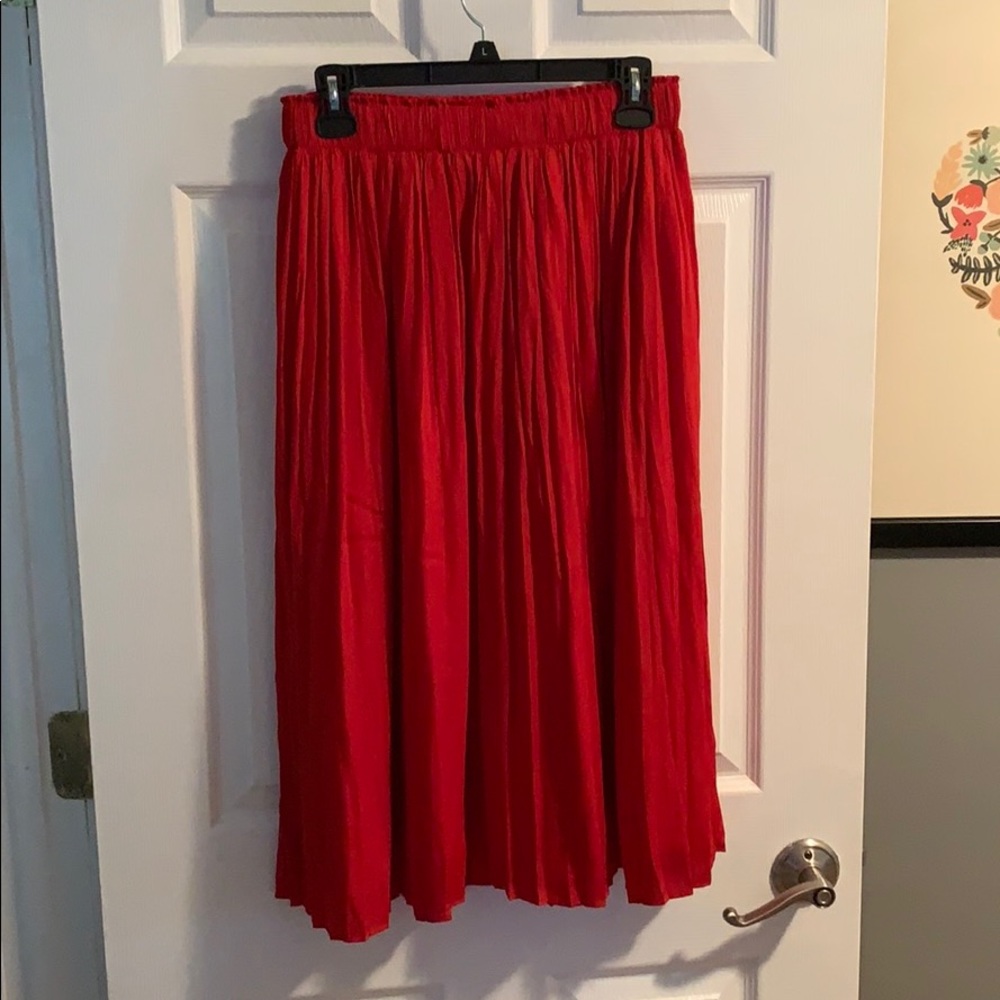 Red midi skirt. GAP